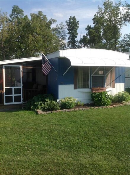 4051 Shorewood Dr, Hammondsport, NY 14840