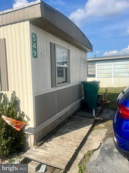 549 Palm City Park, Annville, PA 17003