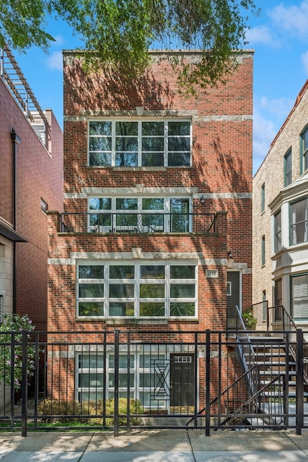 1428 N Mohawk St Unit A, Chicago, IL 60610