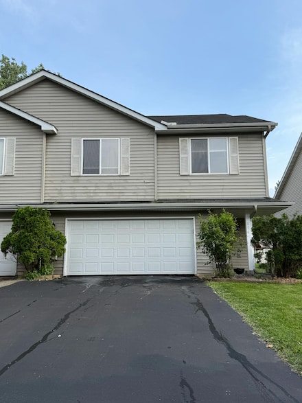 874 Wescott Square, Saint Paul, MN 55123