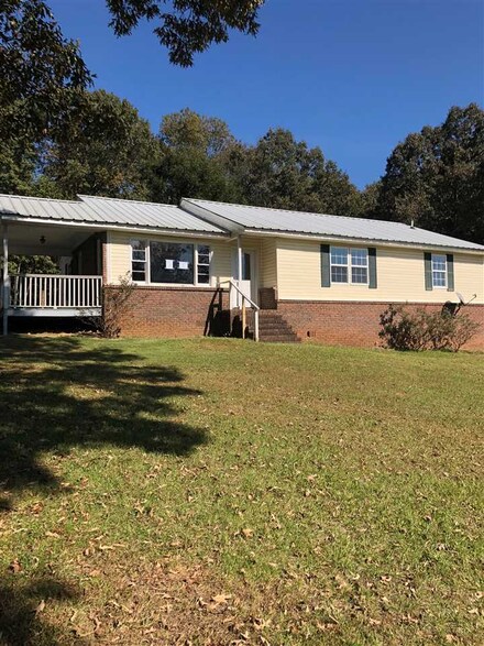 138 Tanglewood Dr, Sumiton, AL 35148