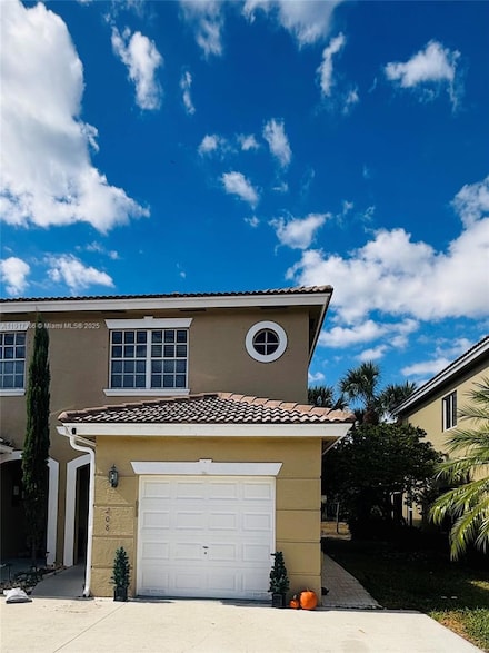 208 SW 120th Ave, Pembroke Pines, FL 33025