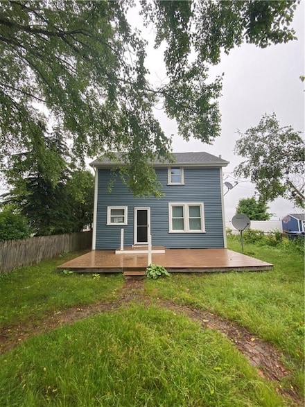 86 Bluff Ave, Warwick, RI 02889