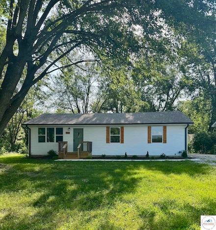208 S Race St, Leeton, MO 64761
