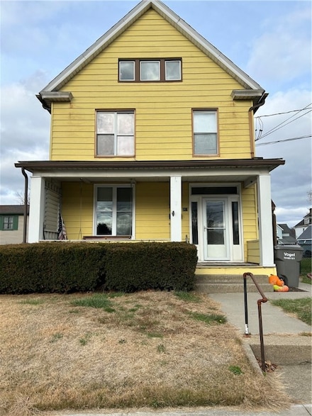 217 Arthur St Unit 1, Zelienople, PA 16063