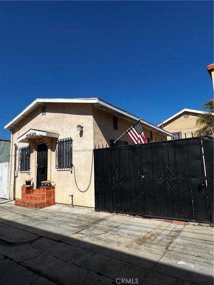 1209 E Doidge Ct, Long Beach, CA 90813