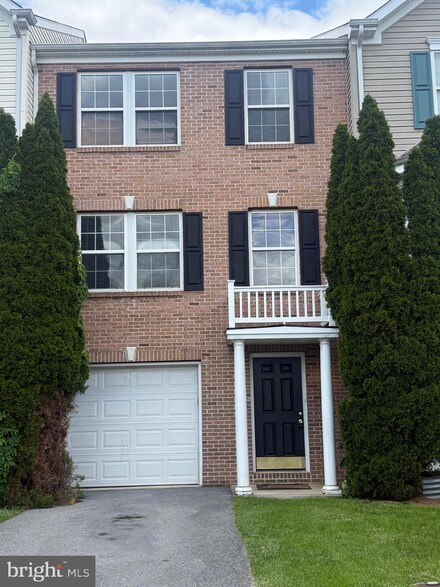 57 Quartz Rd, Martinsburg, WV 25404