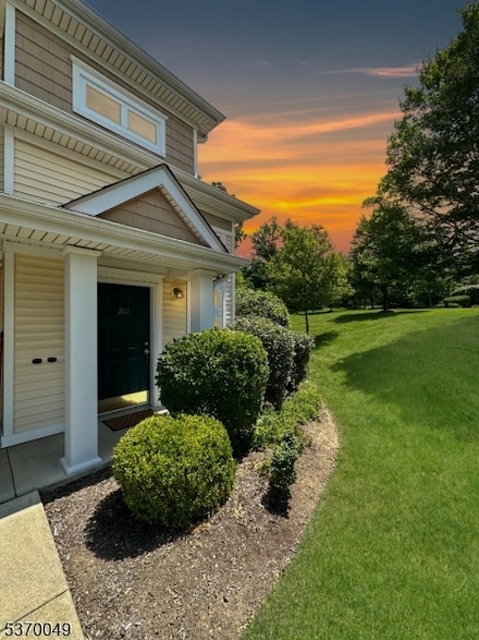 202 Old Farm Dr Unit 208, Great Meadows, NJ 07838