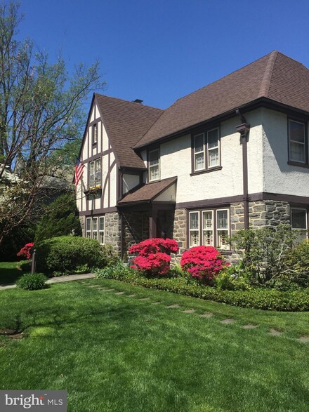 108 Orchard Way, Bryn Mawr, PA 19010