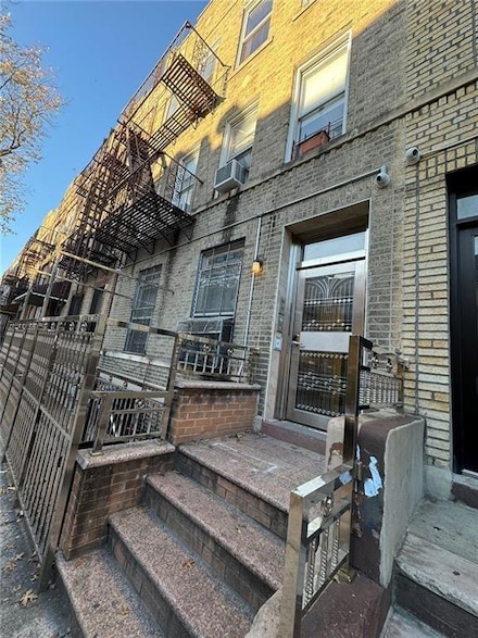 441 68th St, Bay Ridge, NY 11220