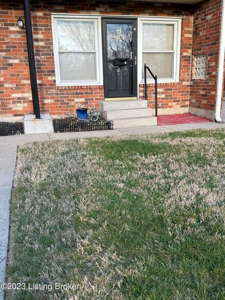3505 Paragon Ct Unit 21, Louisville, KY 40218