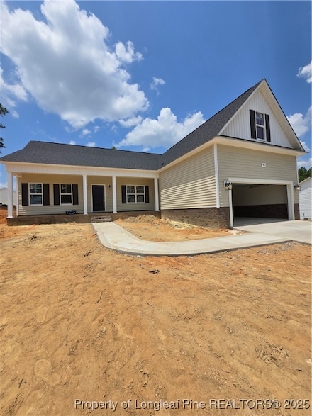 46 Poplar Dr, Spring Lake, NC 28390