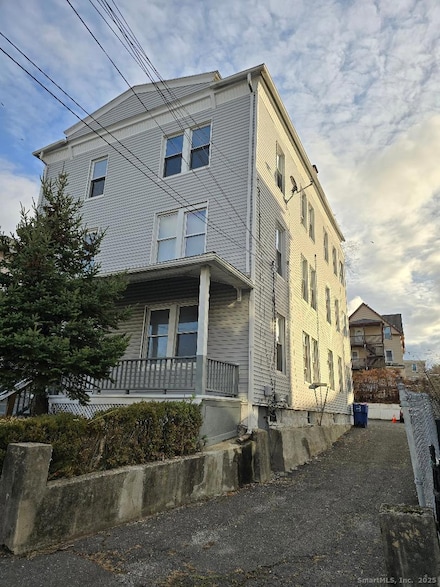 133 South St Unit 3, Waterbury, CT 06706