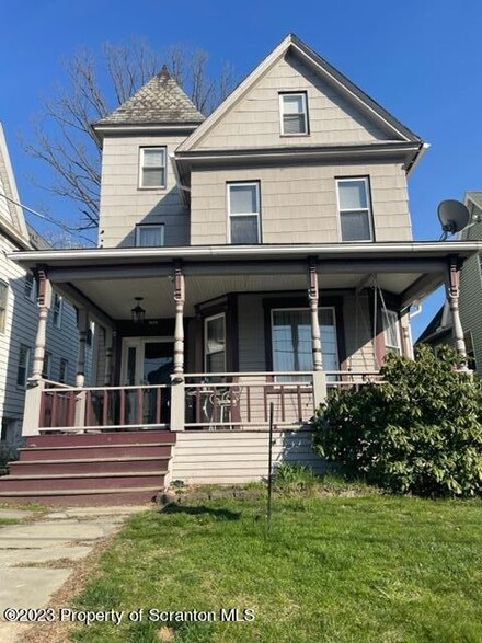 1634 Penn Ave, Scranton, PA 18509