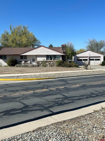 1690 E 7th St, Delta, CO 81416