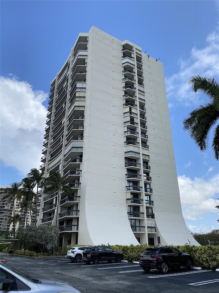 2400 Presidential Way Unit 1104, West Palm Beach, FL 33401
