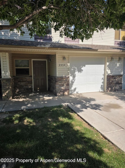 2453 Theresea Ln, Grand Junction, CO 81505