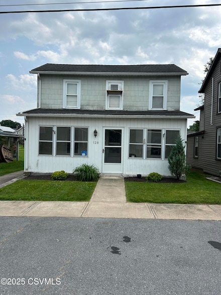 128 Center St, Montandon, PA 17850