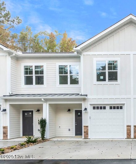 353 James St, Vass, NC 28394