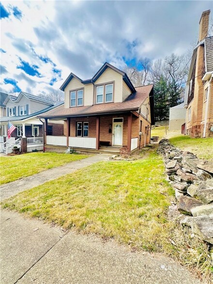 560 N Elm St, Butler, PA 16001