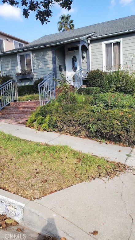 5452 Harcross Dr, Los Angeles, CA 90043