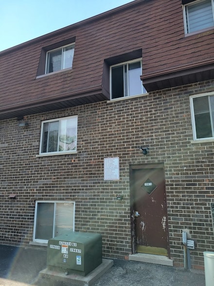 10471 Dearlove Rd Unit 4, Glenview, IL 60025