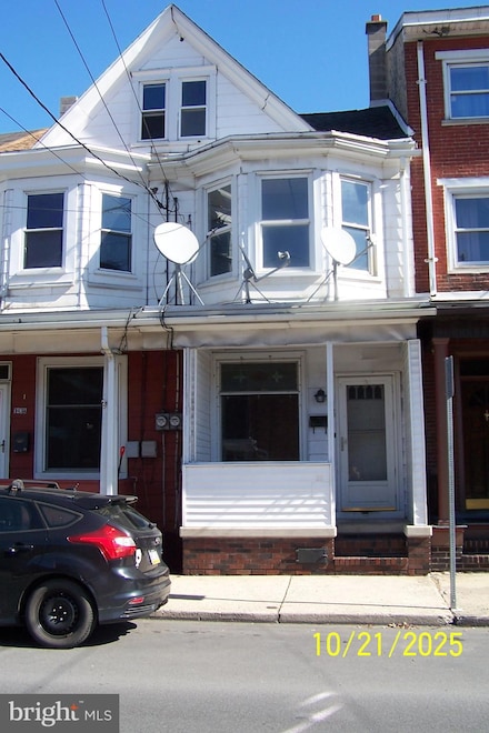 143 Pine St, Tamaqua, PA 18252