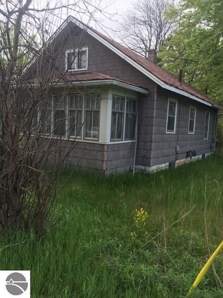 3641 W Huron Rd, Standish, MI 48658