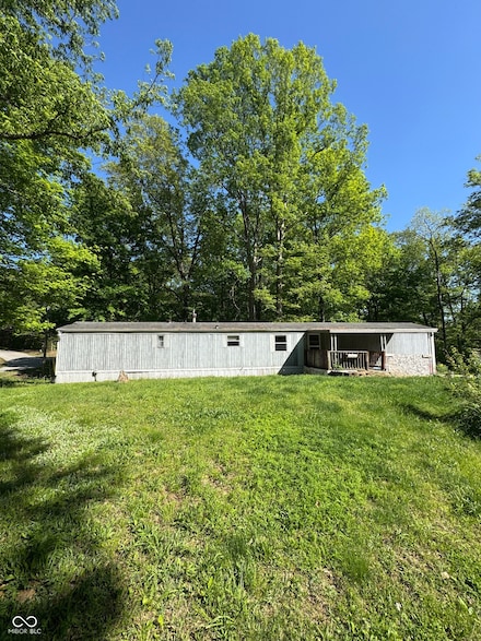 1277 Bending Willow Ln, North Vernon, IN 47265