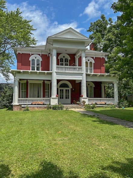 720 E Washington St, Pittsfield, IL 62363