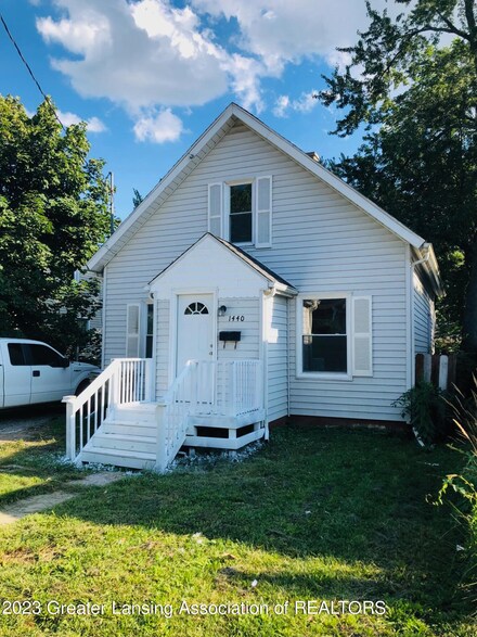 1440 E Oakland Ave, Lansing, MI 48906