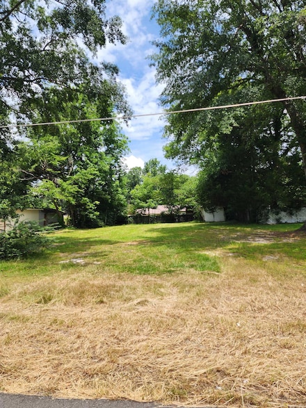 212 W High St, Sheridan, AR 72150