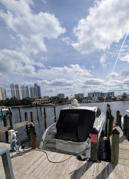 400 Sunny Isles Blvd, Sunny Isles Beach, FL 33160