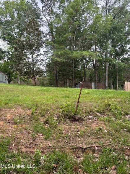 111 Daniel Magee Rd, Magee, MS 39111