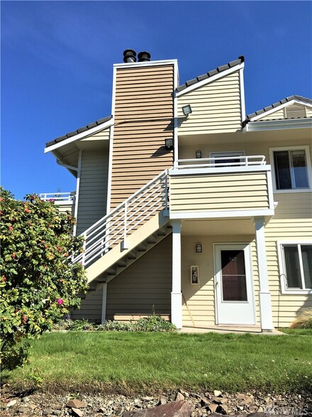 21315 52nd Ave W Unit G142, Mountlake Terrace, WA 98043