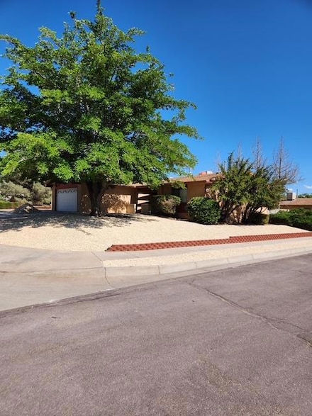 618 Esquire Ct NE, Albuquerque, NM 87123