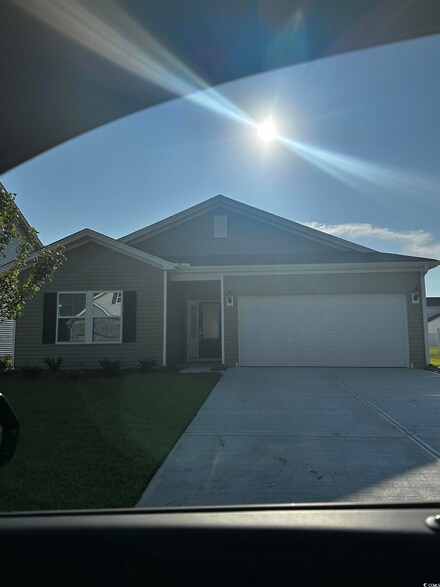 915 Agostino Dr, Myrtle Beach, SC 29579