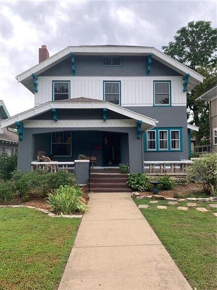 417 W 59th Terrace, Kansas City, MO 64113