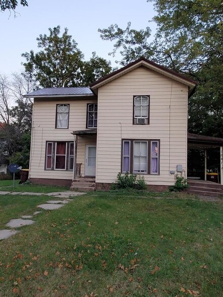 1239 S Chicago Ave Unit 1241, Freeport, IL 61032