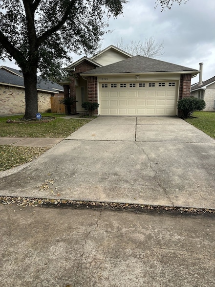 10326 Bushy Creek Dr, Houston, TX 77070