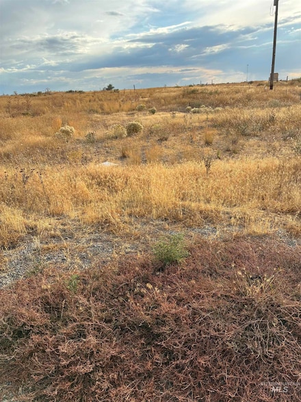 125 Parker Gulch Rd, Shoshone, ID 83352