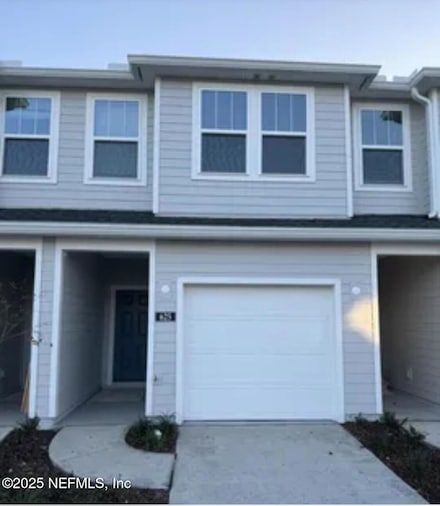 625 Holly Lakes Dr, Orange Park, FL 32073