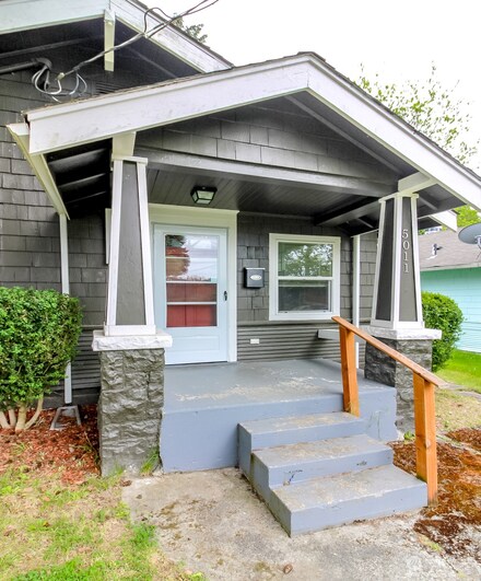 5011 S L St, Tacoma, WA 98408