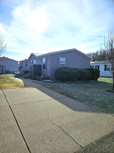 5067 Stone Ridge Dr Unit 62, Kalamazoo, MI 49009