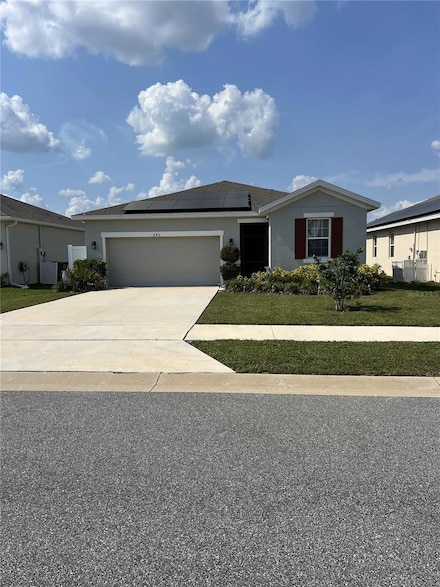 295 Lake Smart Cir, Winter Haven, FL 33881