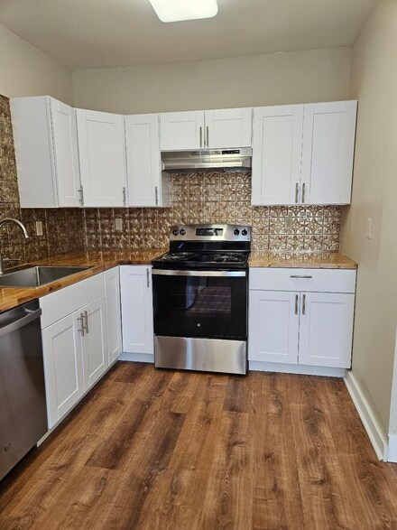 2 Pleasant St, Claremont, NH 03743