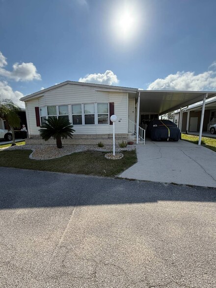 701 Aqui Esta Dr Unit 43, Punta Gorda, FL 33950