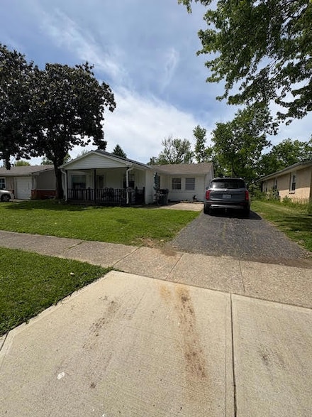 1706 Sarasota Ct, Lexington, KY 40505
