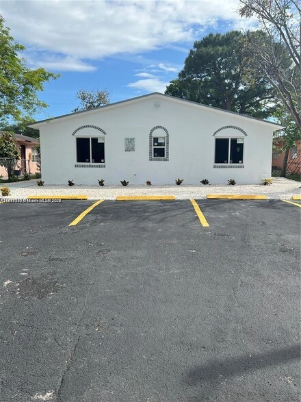 840 SW 6th Ct Unit C, Pompano Beach, FL 33060