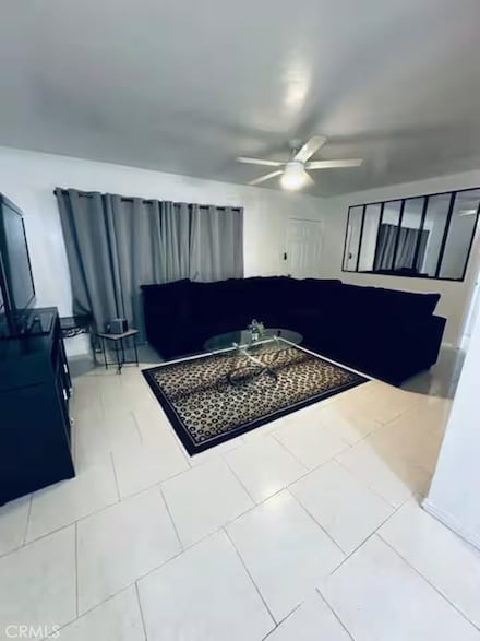 8131 Comolette St, Downey, CA 90242